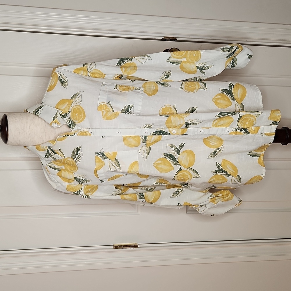 Foxcroft Yellow and White Oversized Mandarin Collar Top